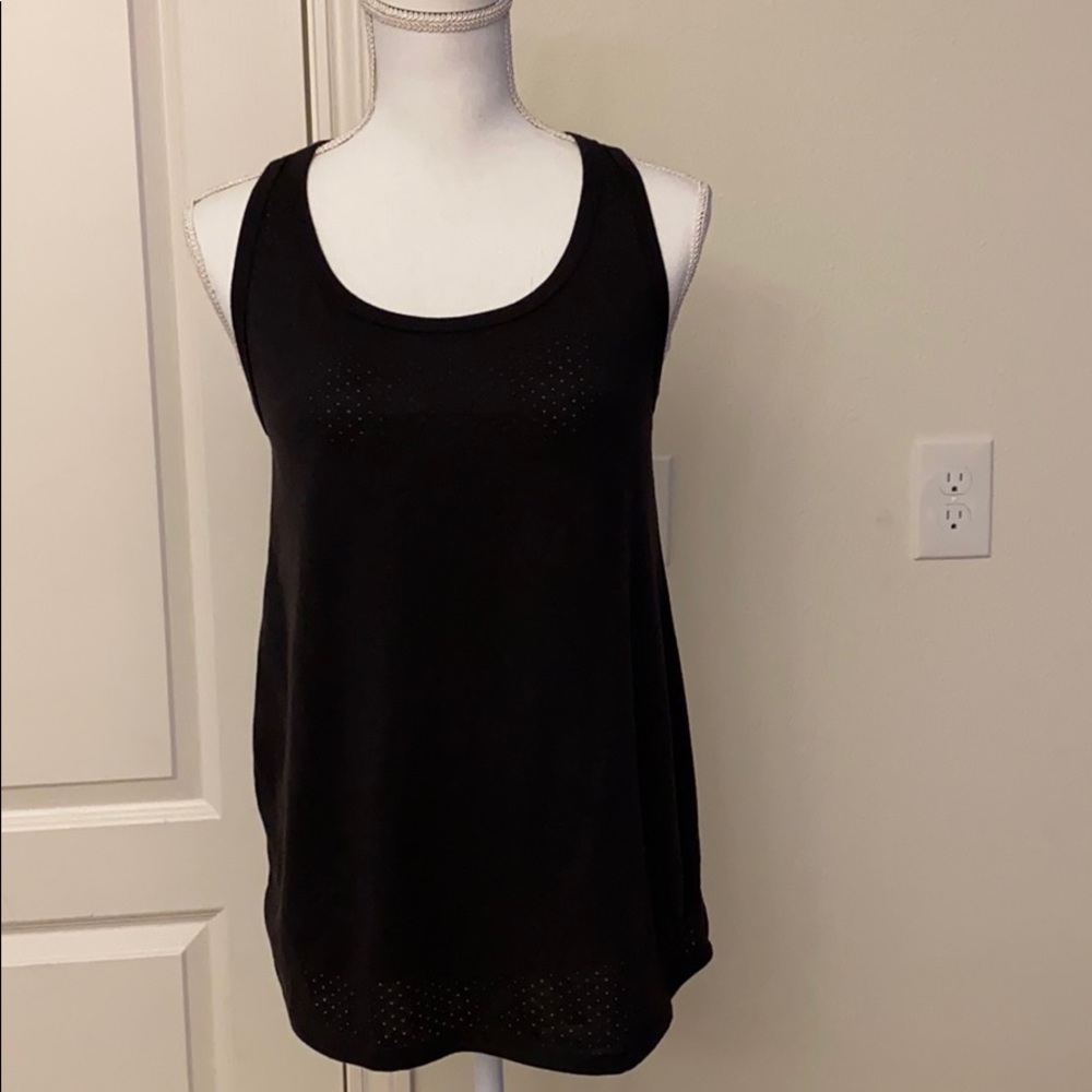 Athletic racer back tank top no flaws